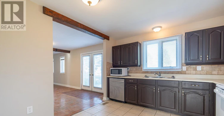 14 Pyne Hills Court, New Tecumseth, ON, L0G 1W0 - 9