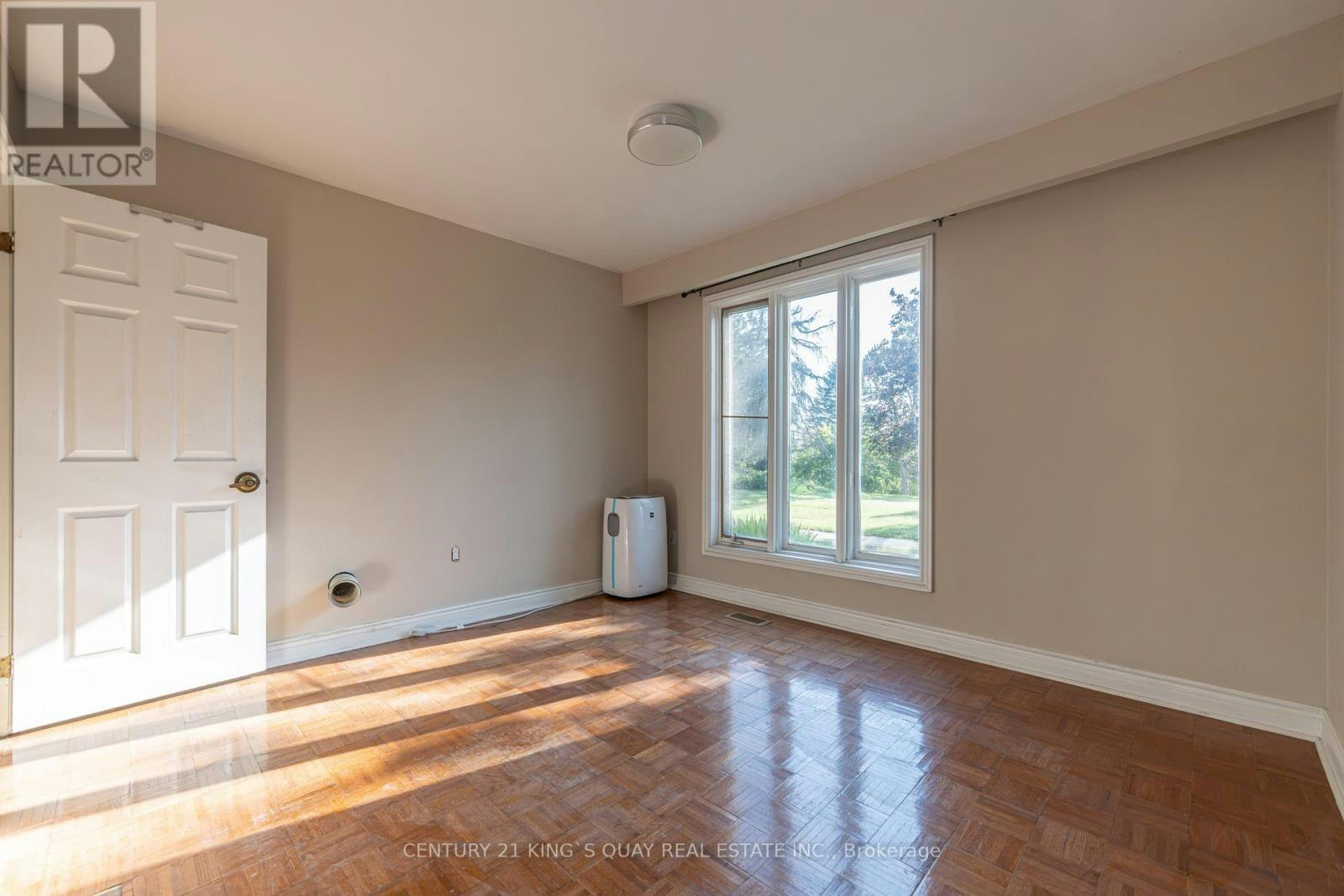 14 Pyne Hills Court, New Tecumseth, ON, L0G 1W0 - 18