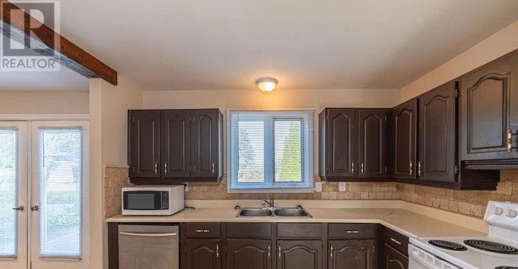 14 Pyne Hills Court, New Tecumseth, ON, L0G 1W0 - 10