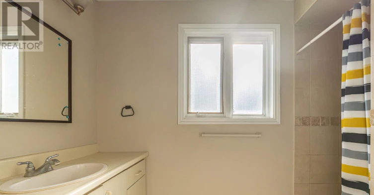14 Pyne Hills Court, New Tecumseth, ON, L0G 1W0 - 13