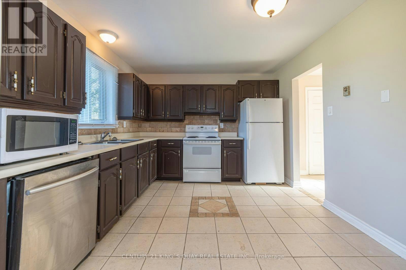 14 Pyne Hills Court, New Tecumseth, ON, L0G 1W0 - 7