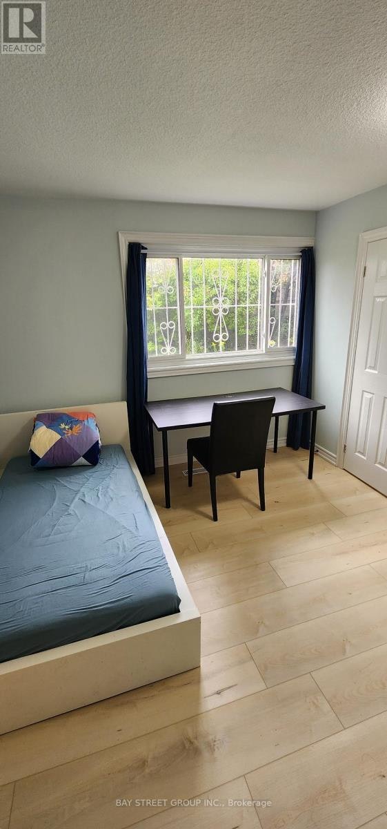 ROOM1-45 Pineway Boulevard, Toronto, ON, M2H 1A5 - 5