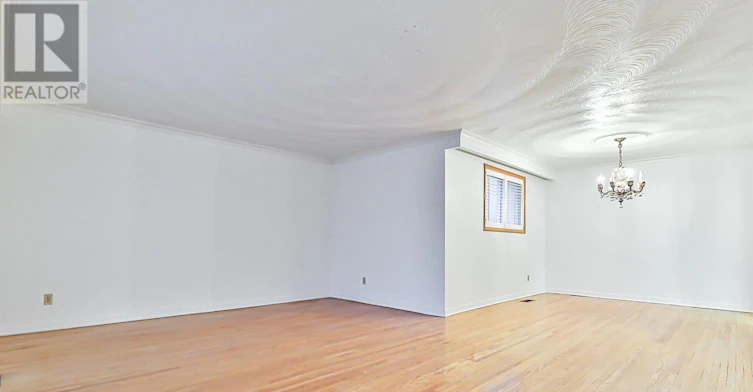 9 Sesame Street, Toronto, ON, M1W 2R3 - 4