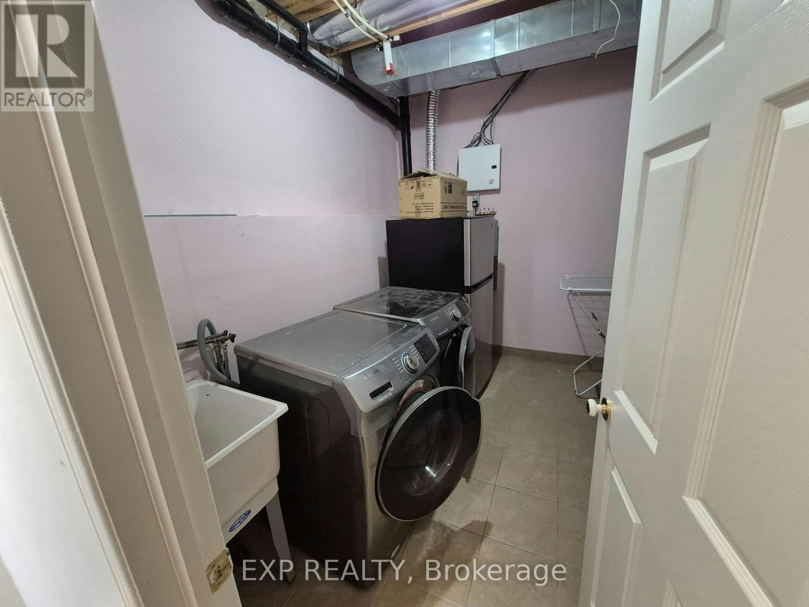 2 Maple Park Private, Ottawa, ON, K1T 4A6 - 21