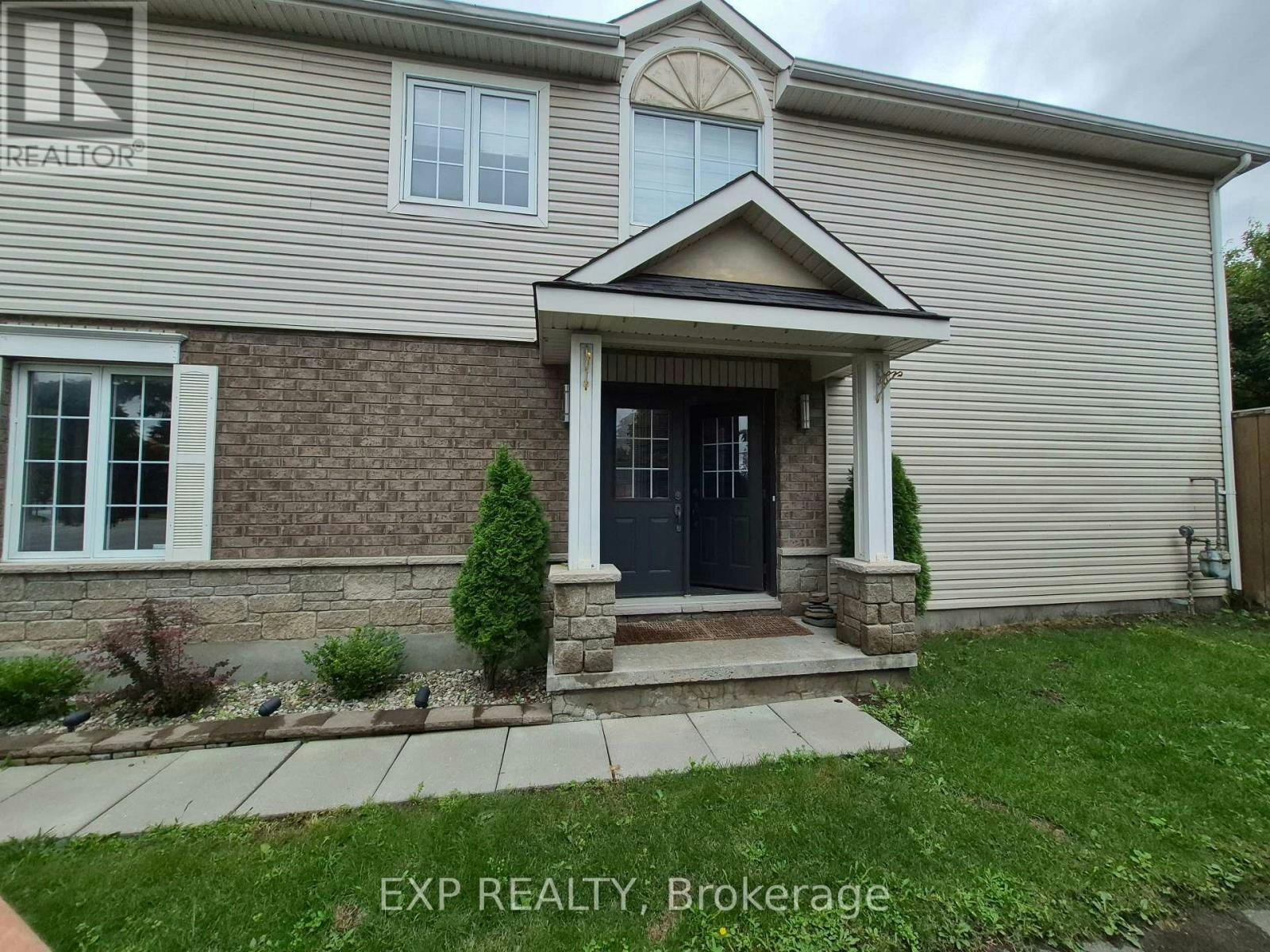 2 Maple Park Private, Ottawa, ON, K1T 4A6 - 3