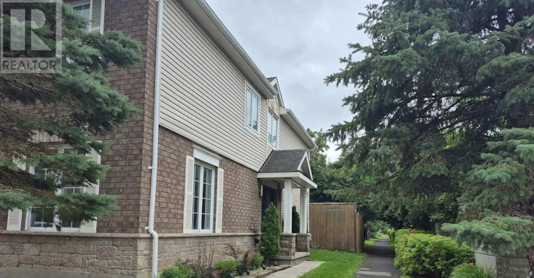 2 Maple Park Private, Ottawa, ON, K1T 4A6 - 2