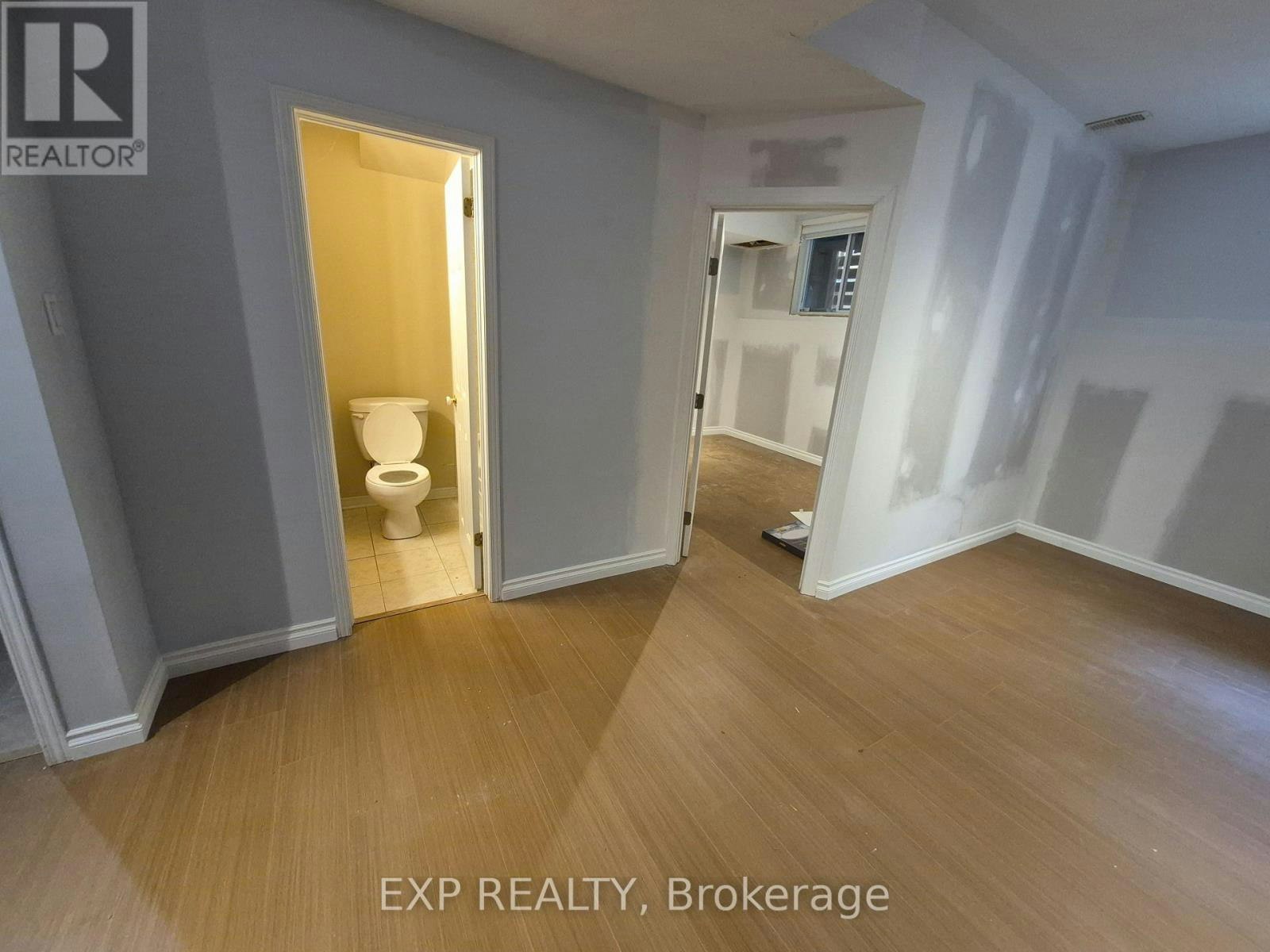 2 Maple Park Private, Ottawa, ON, K1T 4A6 - 18
