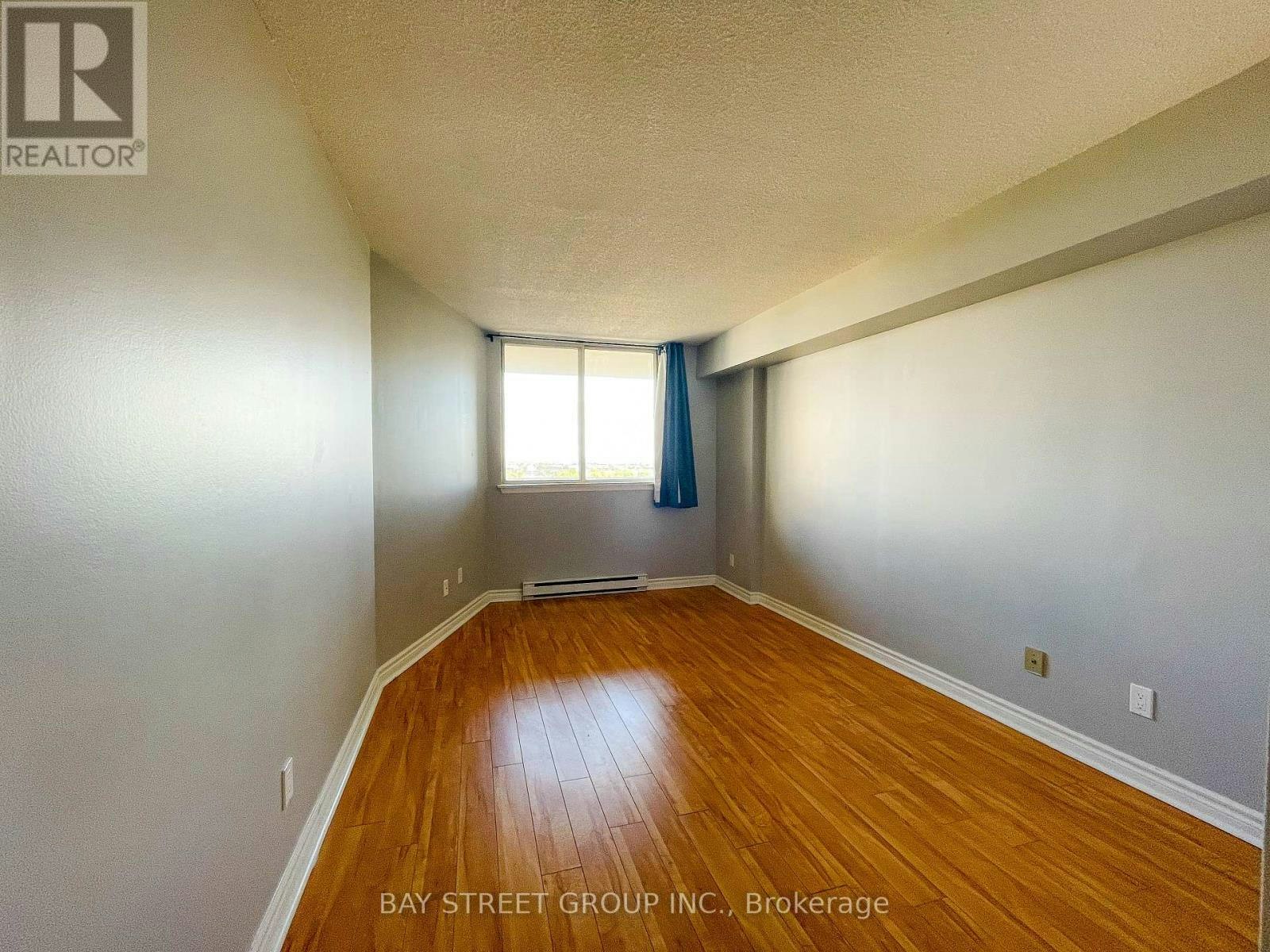 1007-150 Alton Towers Circle, Toronto, ON, M1V 4X7 - 3