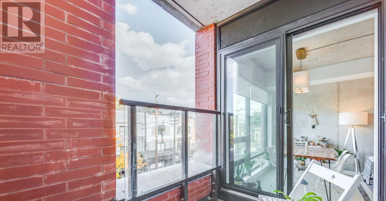 313-246 Logan Avenue, Toronto, ON, M4M 0E9 - 9