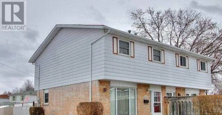 701 Leeder Court, Newmarket, ON, L3Y 5A8 - 15