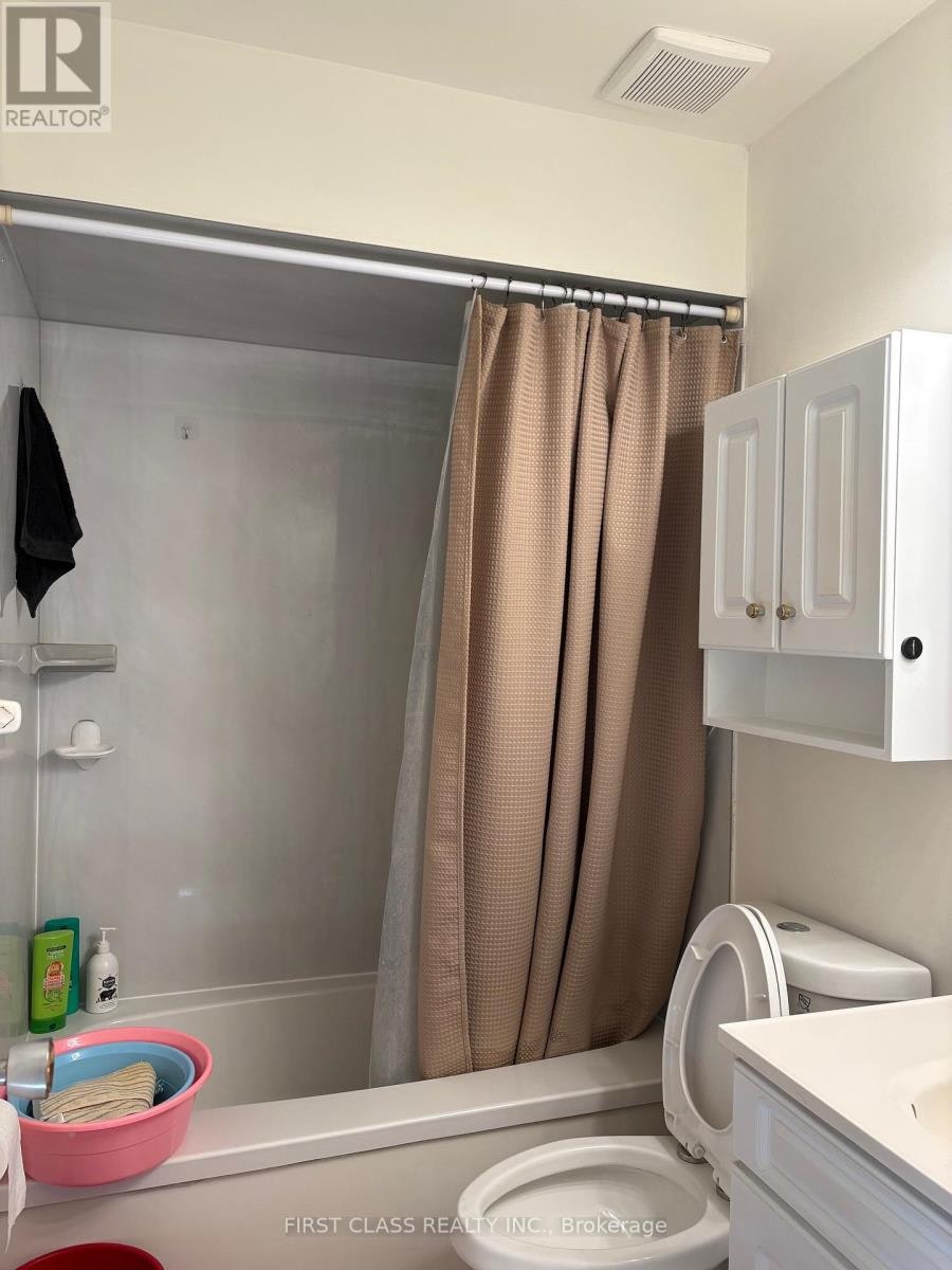 701 Leeder Court, Newmarket, ON, L3Y 5A8 - 20