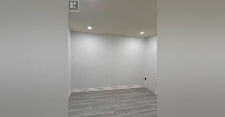 701 Leeder Court, Newmarket, ON, L3Y 5A8 - 7