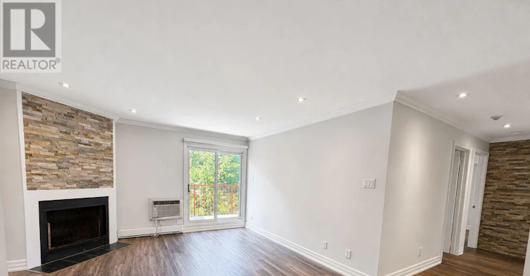 234-1498 Pilgrims Way, Oakville, ON, L6M 3G9 - 2