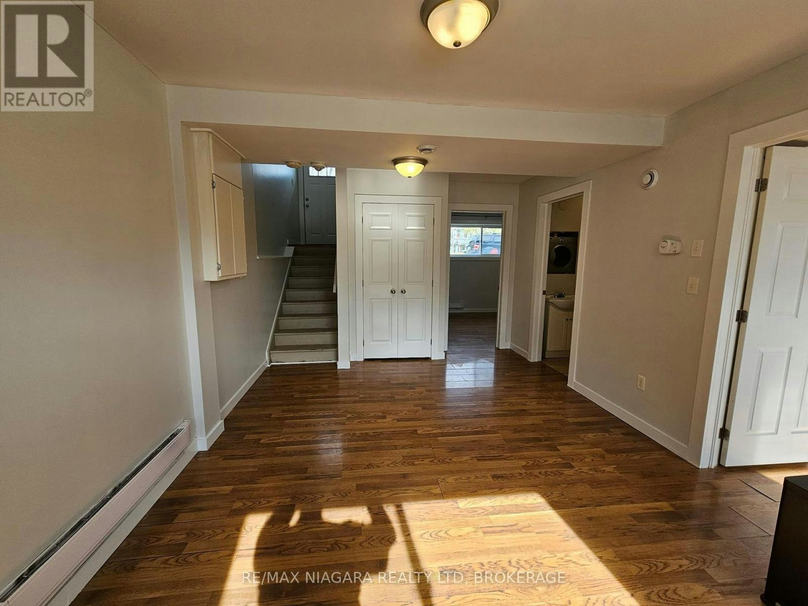 220 Erie St Street, Port Colborne, ON, L3K 0A6 - 3