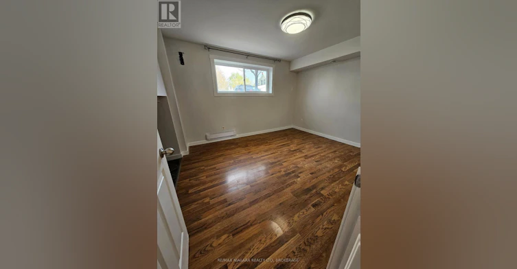 220 Erie St Street, Port Colborne, ON, L3K 0A6 - 4