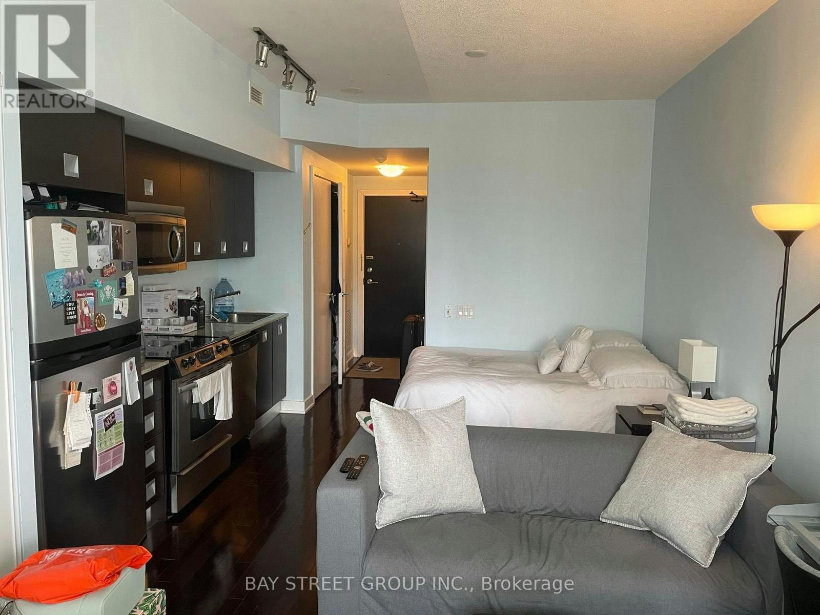 1910-33 Charles Street E, Toronto, ON, M4Y 1R9 - 4