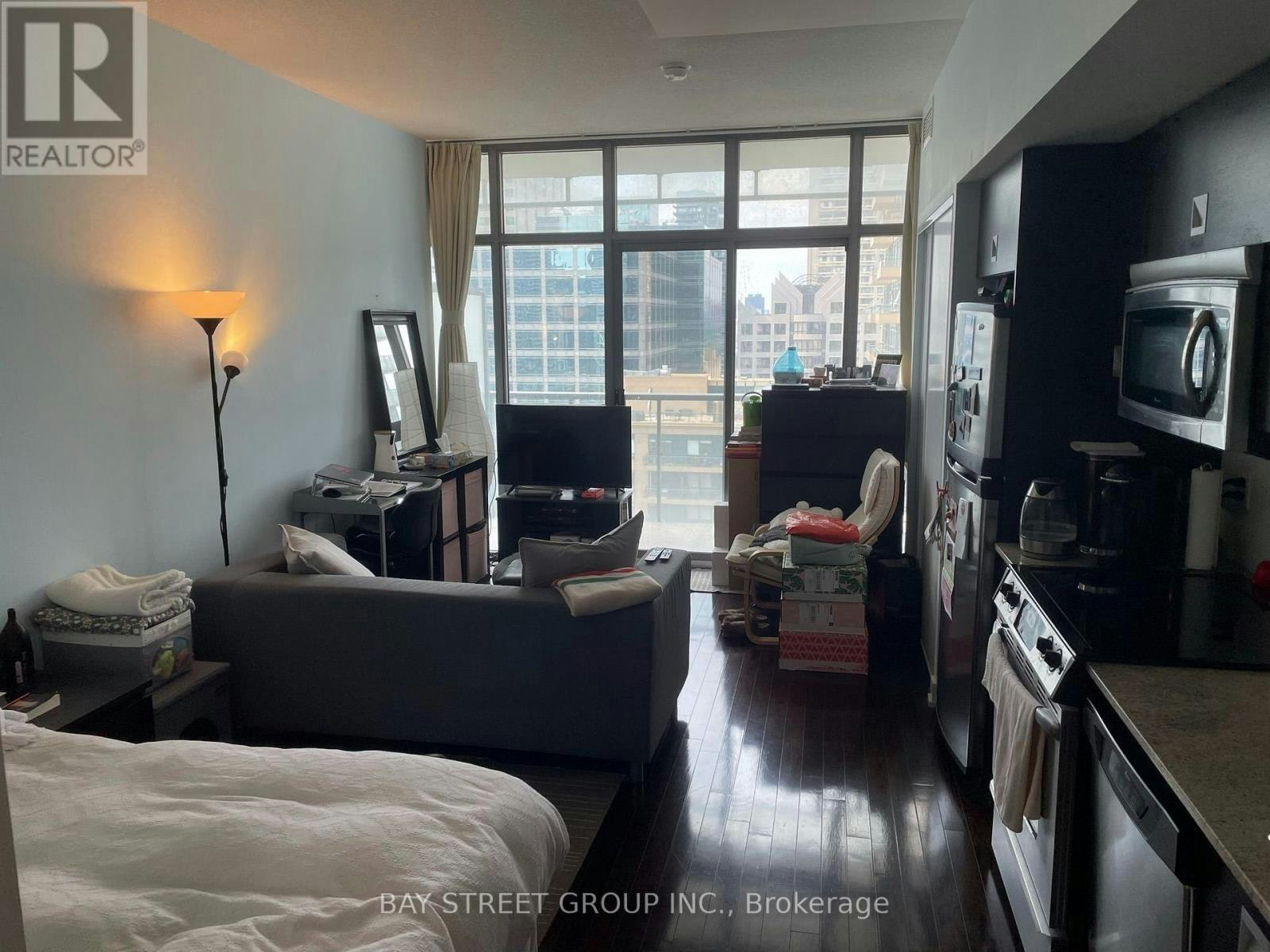 1910-33 Charles Street E, Toronto, ON, M4Y 1R9 - 3