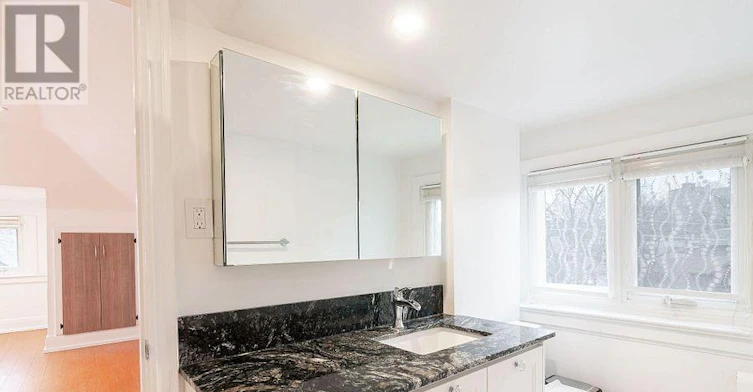 56 Oakwood Avenue, Toronto, ON, M6H 2V6 - 27