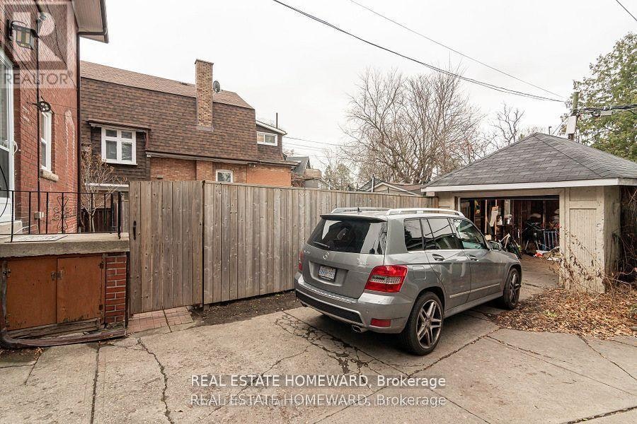56 Oakwood Avenue, Toronto, ON, M6H 2V6 - 31