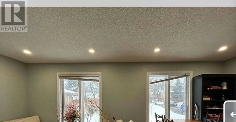 A MAIN-110 Robinson St Street, Markham, ON, L3P 1P1 - 2