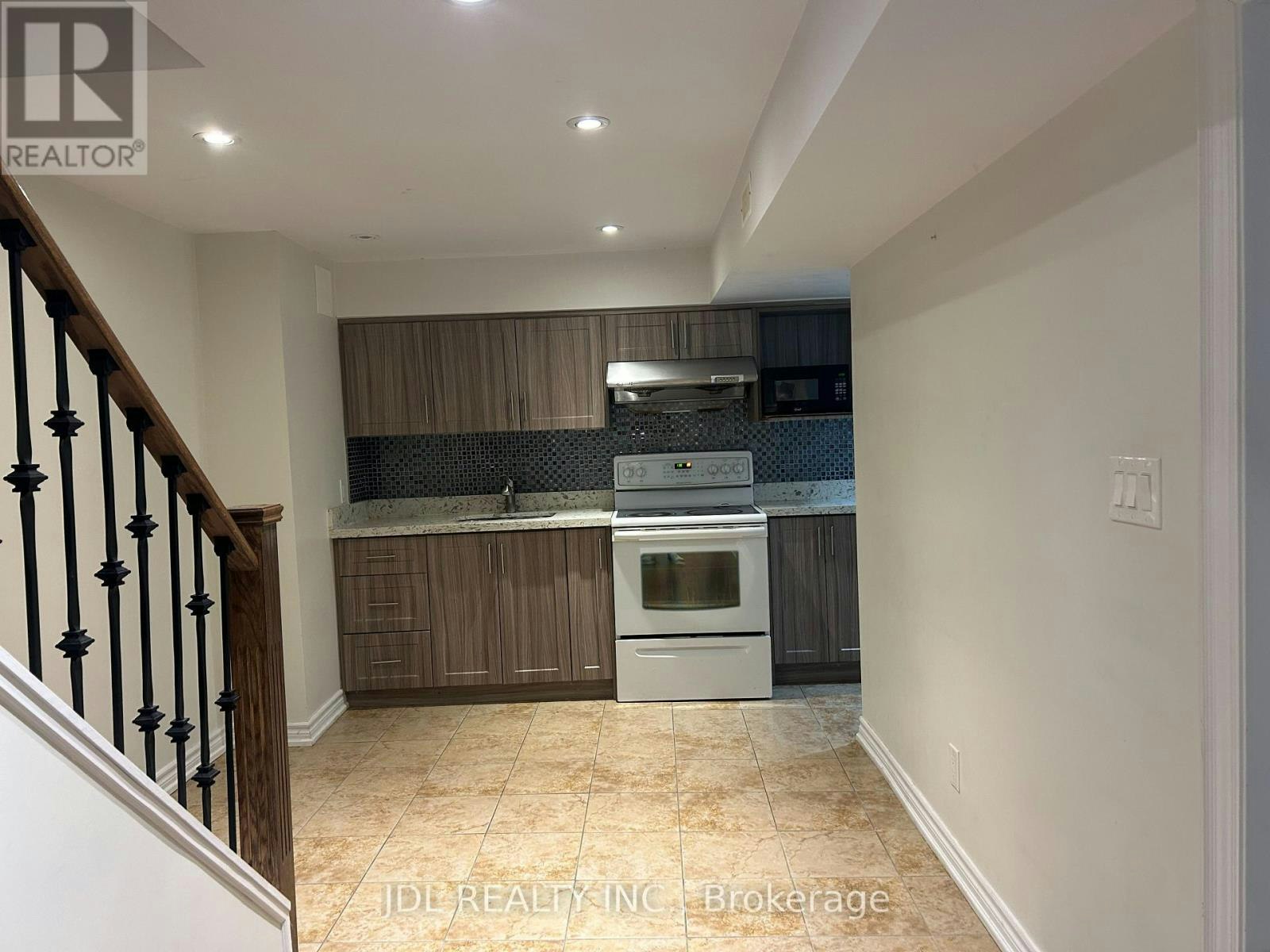TWO-BEDROOM BSMT-36 Bendamere Cres Crescent, Markham, ON, L3P 6Y1 - 10