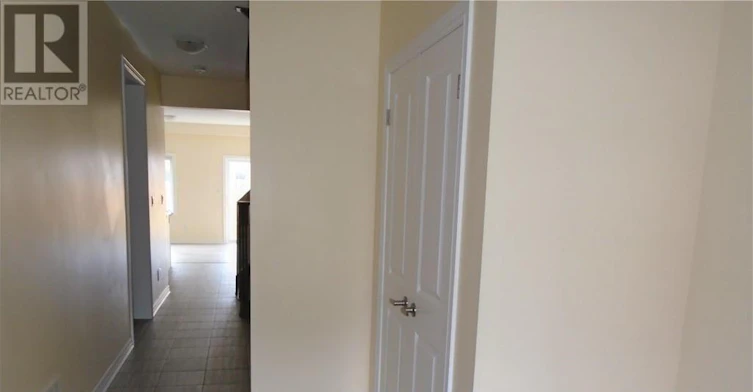37 Sparkle Drive, Thorold, ON, L2V 0H2 - 2