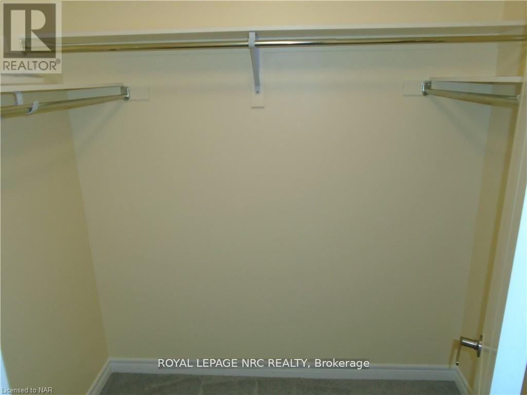 37 Sparkle Drive, Thorold, ON, L2V 0H2 - 14