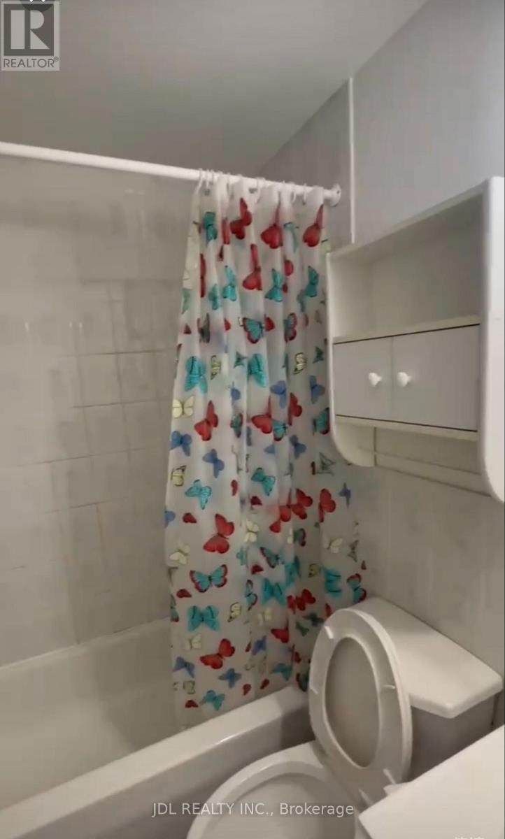 A BSMT-10 Apache Trail, Toronto, ON, M2H 2H7 - 7