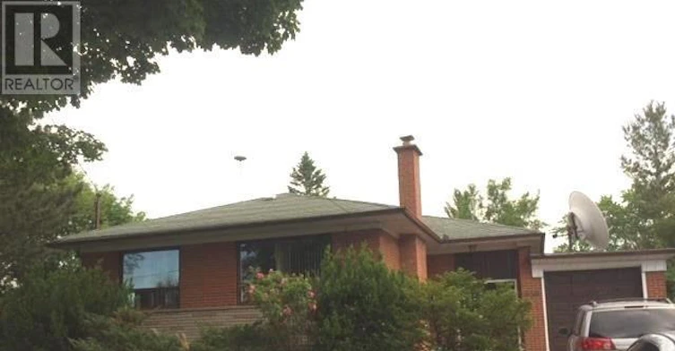430 Wildwood Drive, Oakville, ON, L6K 1T7