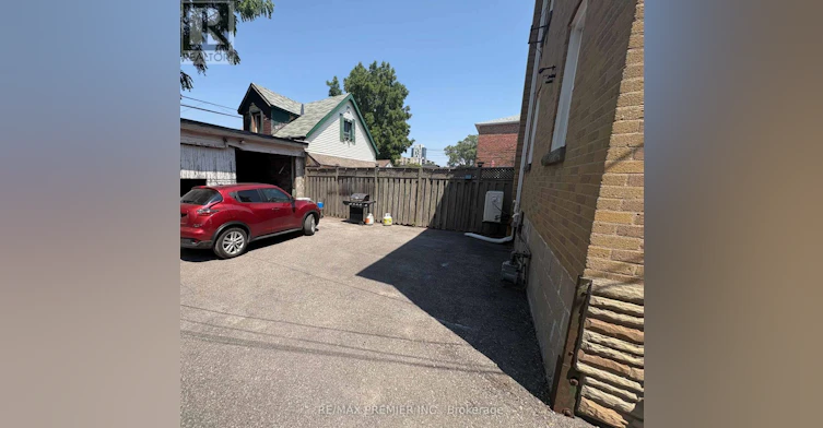MAIN-394 Whitmore Avenue, Toronto, ON, M6E 2N4 - 23
