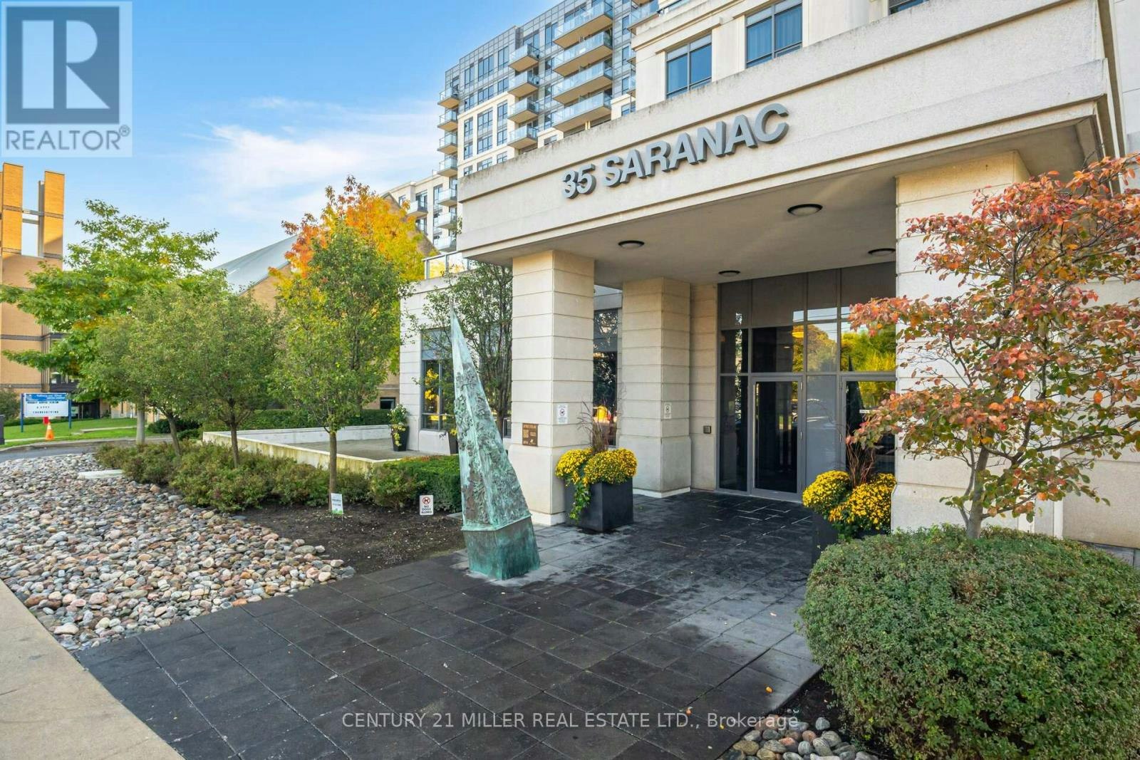 PH08-35 Saranac Boulevard, Toronto, ON, M6A 2G4 - 3