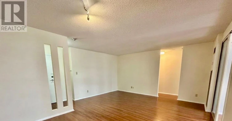 1021-633 Bay Street, Toronto, ON, M5G 2G4 - 3