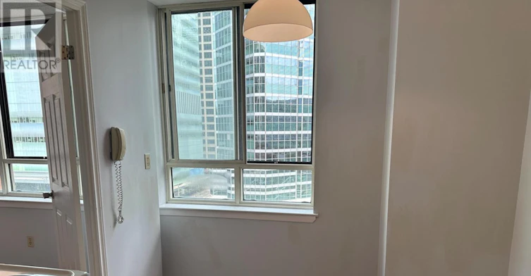 1021-633 Bay Street, Toronto, ON, M5G 2G4 - 8