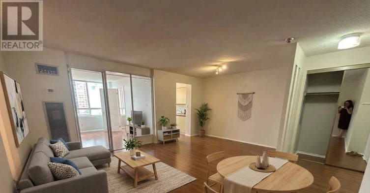 1021-633 Bay Street, Toronto, ON, M5G 2G4 - 5