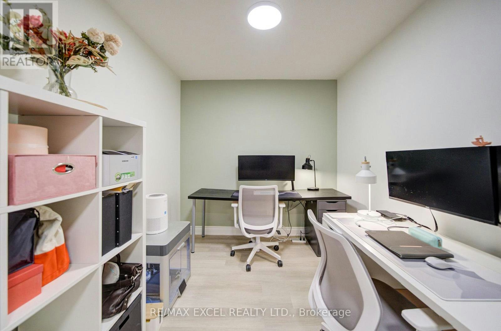 202-37 Galleria Parkway, Markham, ON, L3T 0A5 - 12