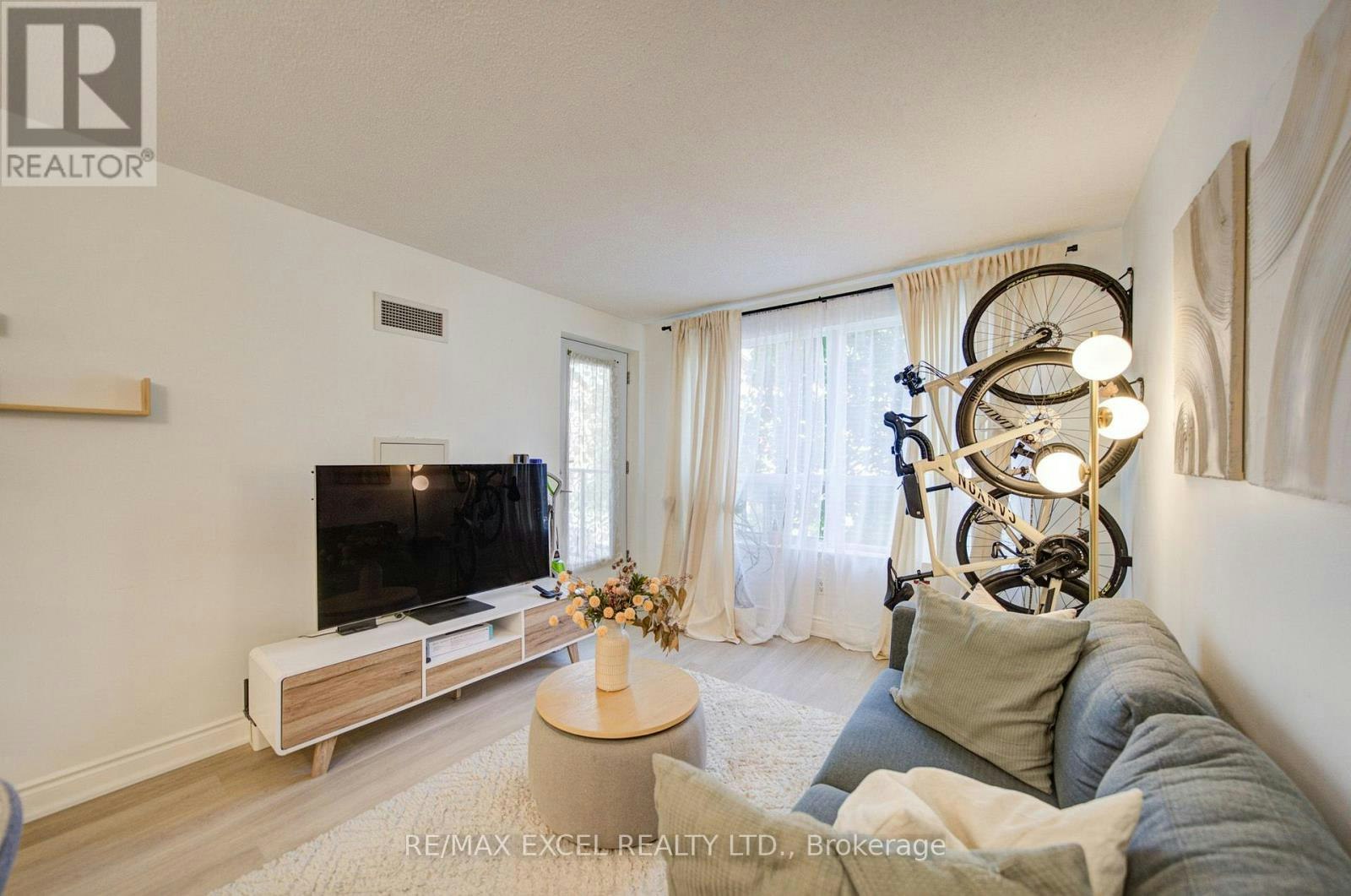 202-37 Galleria Parkway, Markham, ON, L3T 0A5 - 30