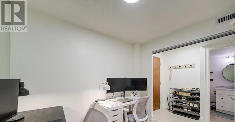 202-37 Galleria Parkway, Markham, ON, L3T 0A5 - 14