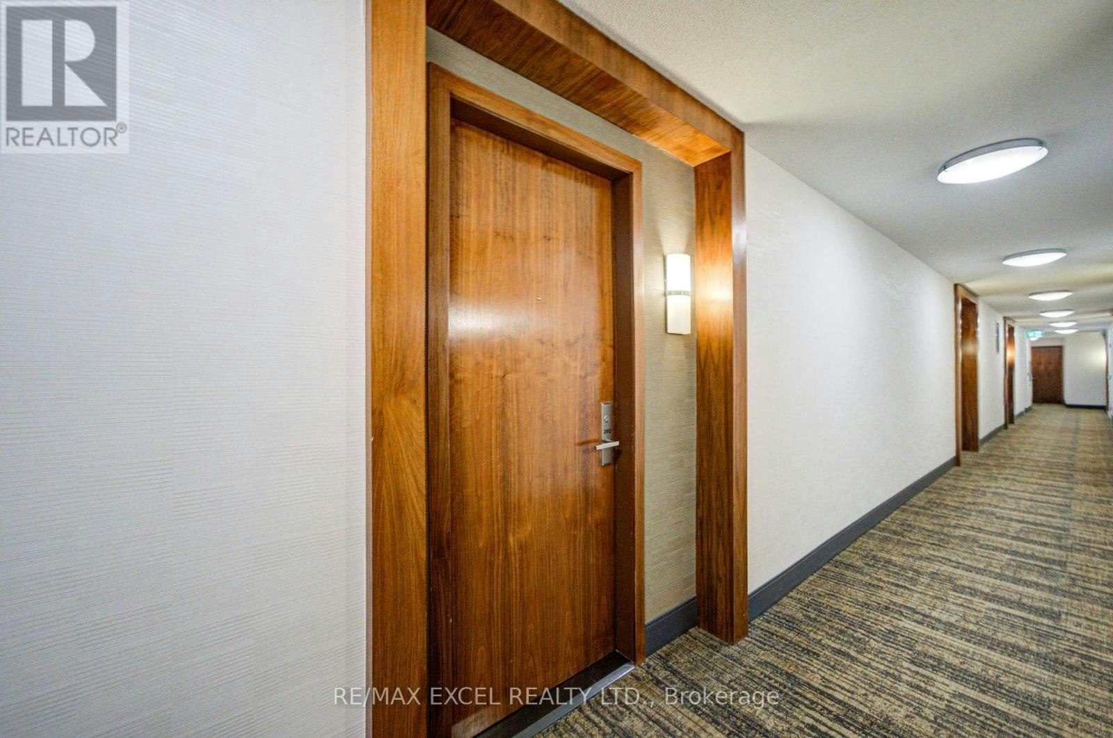 202-37 Galleria Parkway, Markham, ON, L3T 0A5 - 7