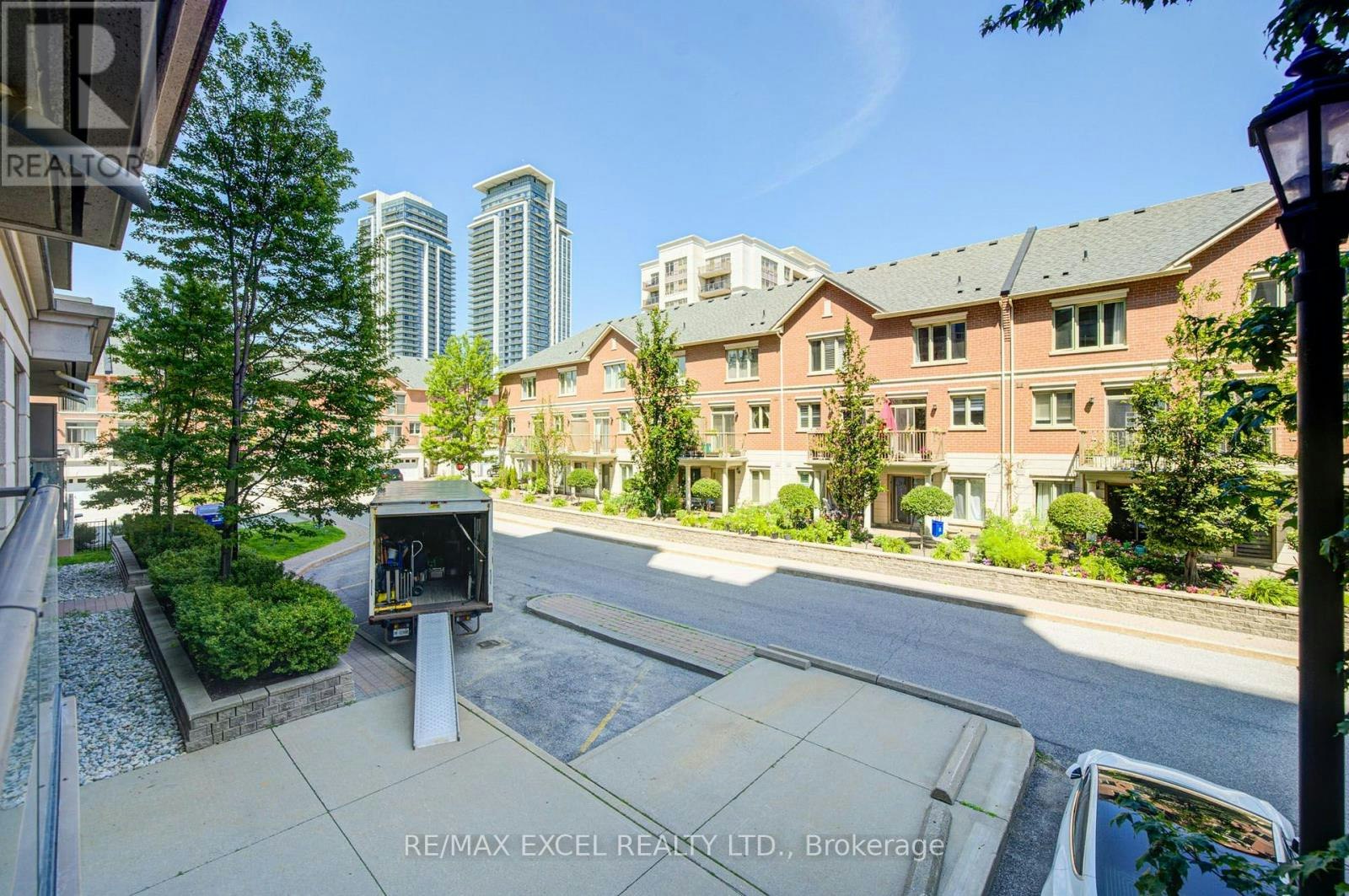 202-37 Galleria Parkway, Markham, ON, L3T 0A5 - 42