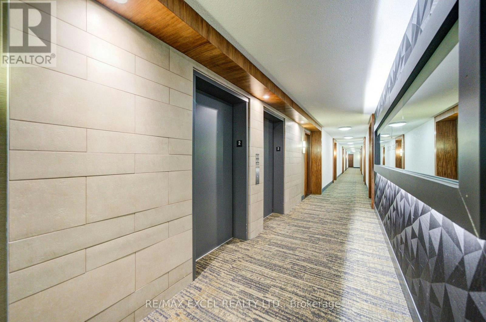 202-37 Galleria Parkway, Markham, ON, L3T 0A5 - 5