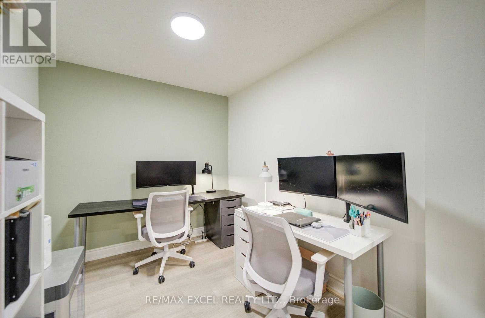 202-37 Galleria Parkway, Markham, ON, L3T 0A5 - 13