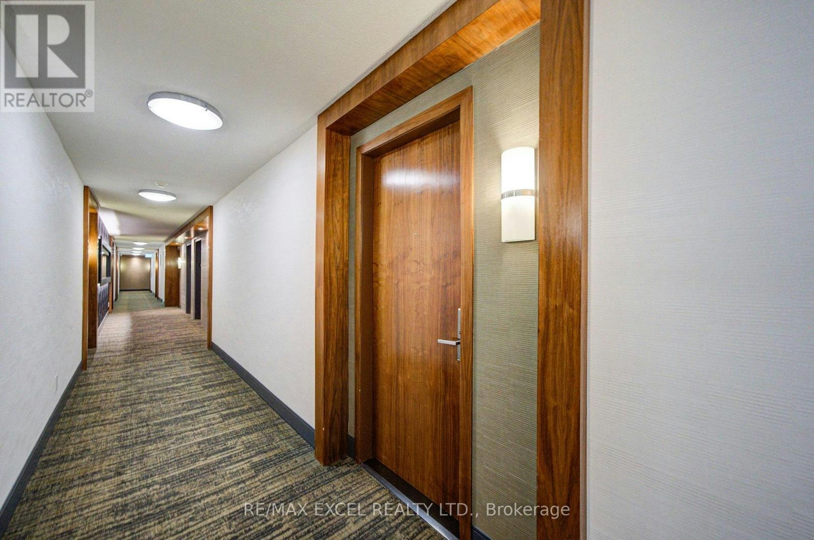 202-37 Galleria Parkway, Markham, ON, L3T 0A5 - 8
