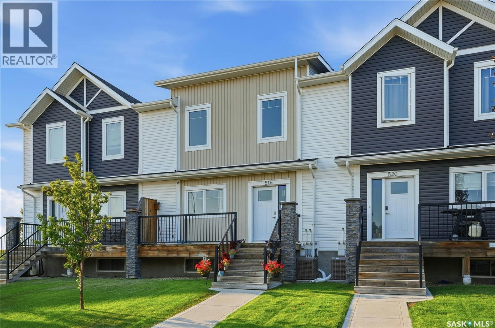 516 Kloppenburg Crescent, Saskatoon, SK, S7W 0X8