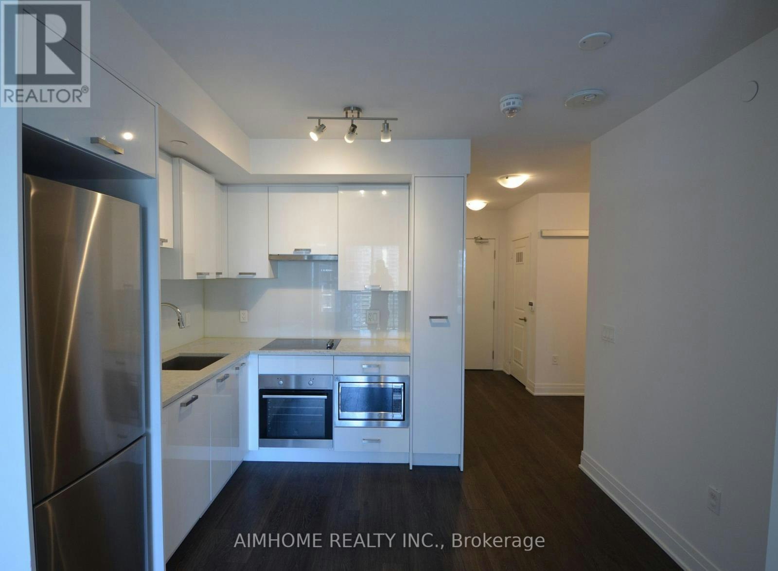 2202-99 Broadway Avenue, Toronto, ON, M4P 0E3