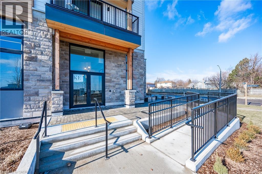 411-101 Golden Eagle Road, Waterloo, ON, N2V 1C3 - 39