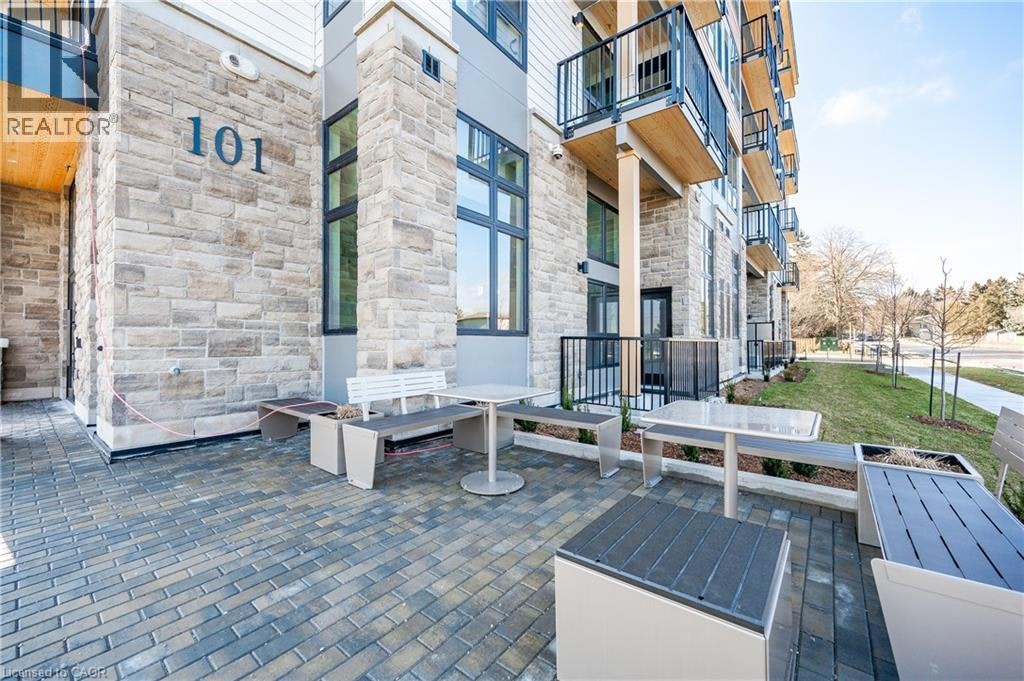 411-101 Golden Eagle Road, Waterloo, ON, N2V 1C3 - 38