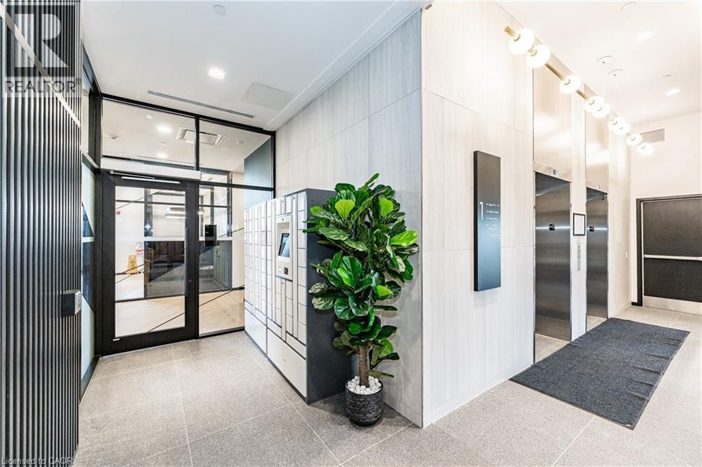 411-101 Golden Eagle Road, Waterloo, ON, N2V 1C3 - 28