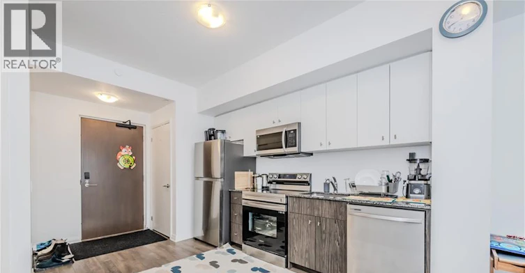 411-101 Golden Eagle Road, Waterloo, ON, N2V 1C3 - 3