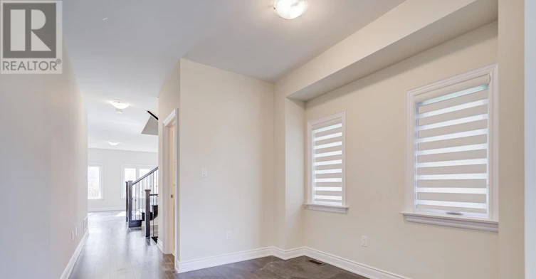 57 Mac Campbell Way, Bradford West Gwillimbury, ON, L3Z 4M7 - 7