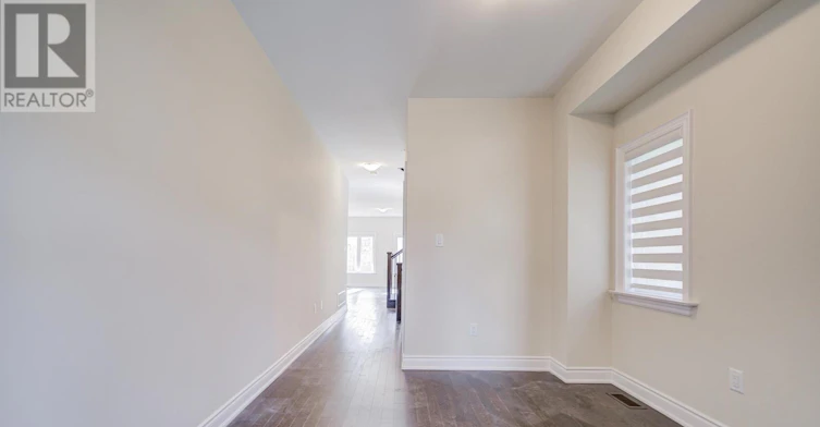 57 Mac Campbell Way, Bradford West Gwillimbury, ON, L3Z 4M7 - 8
